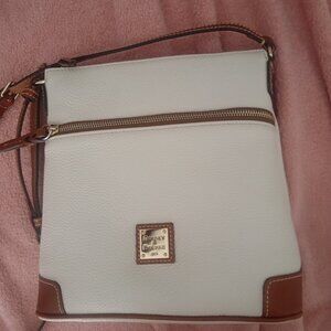 Dooney Bourke Pebble Grain Crossbody/FREE SHIPPING/NO  STAINS OR TEARS